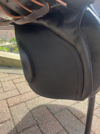Image 3 of GP black 16” medium Farrington saddle