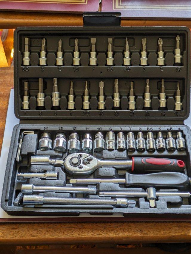 Preview of the first image of New 46 piece socket set..