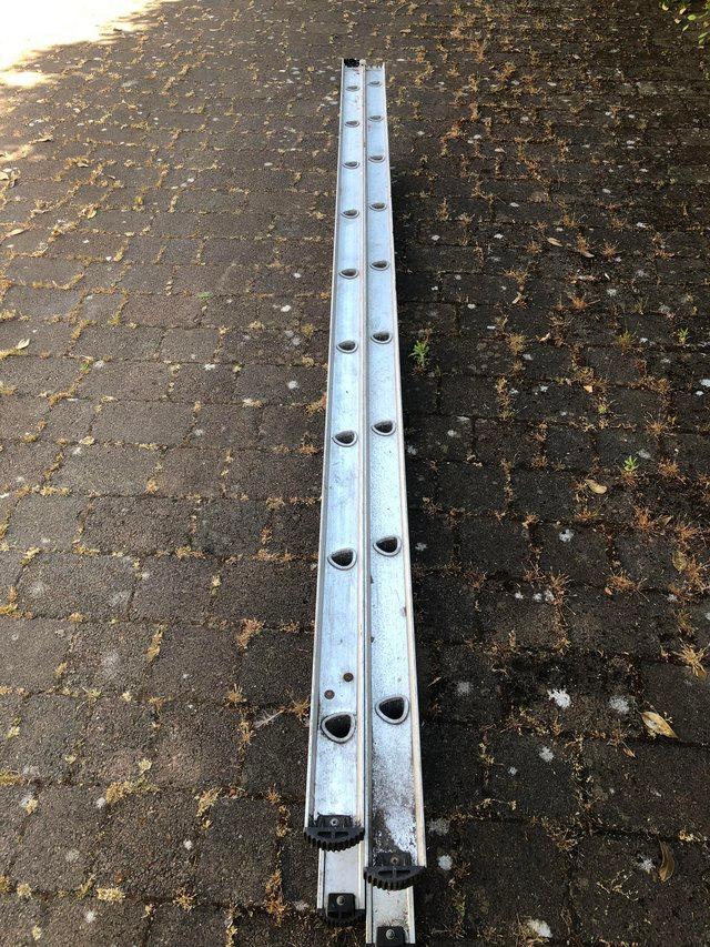 Preview of the first image of Abru Aluminium Extending Ladder.