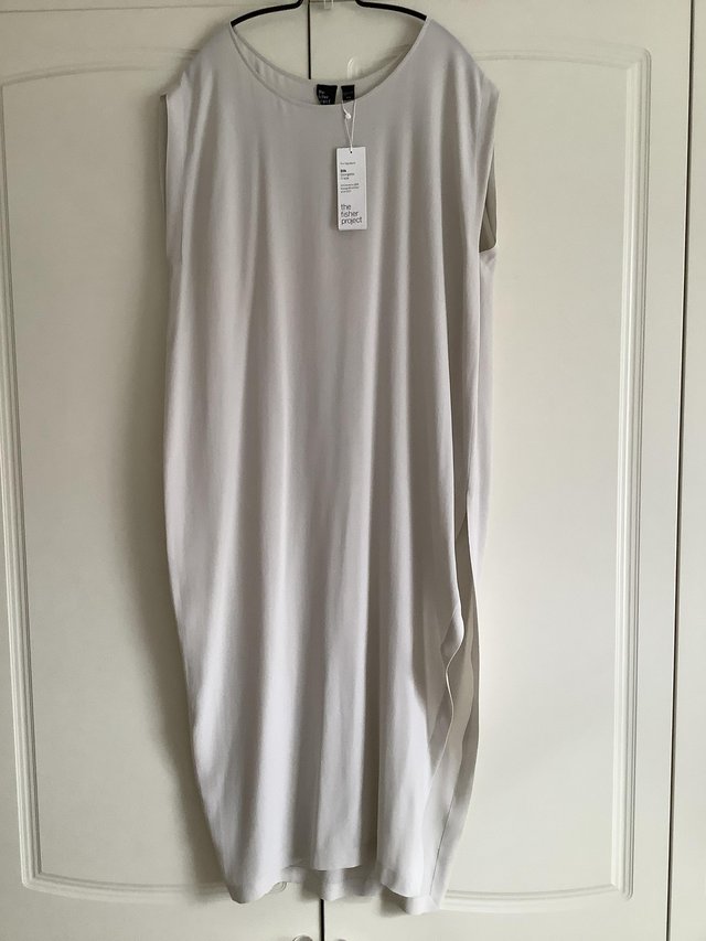Preview of the first image of Eileen Fisher, 100% silk crêpe Georgette tunic.