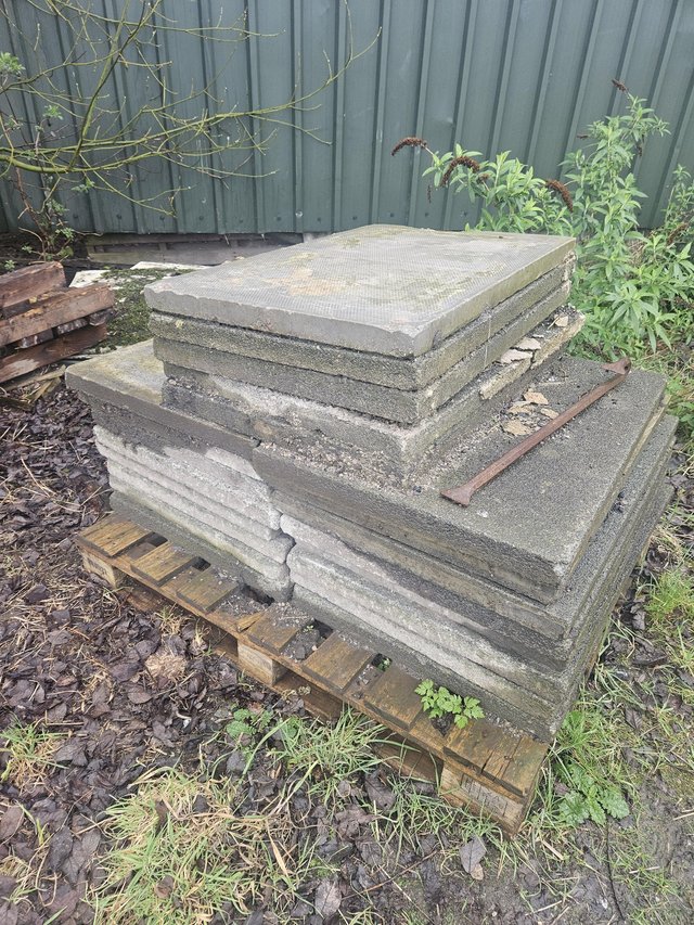 Preview of the first image of Used 90 × 60 paving slabs.