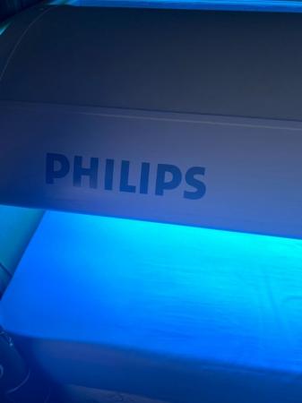 Image 3 of Phillips sunbed new tubes