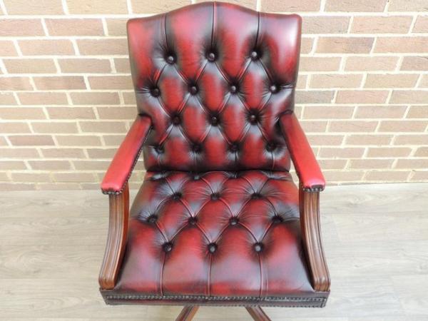 Image 27 of Gainsborough Chesterfield Ox Blood Chair (UK Delivery)