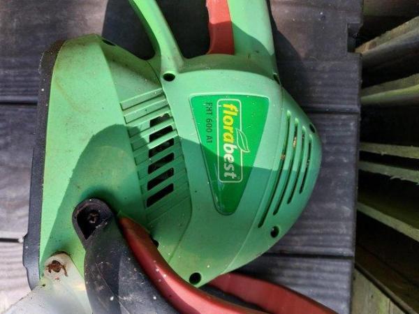 Image 3 of hedge trimmer for sale good condition