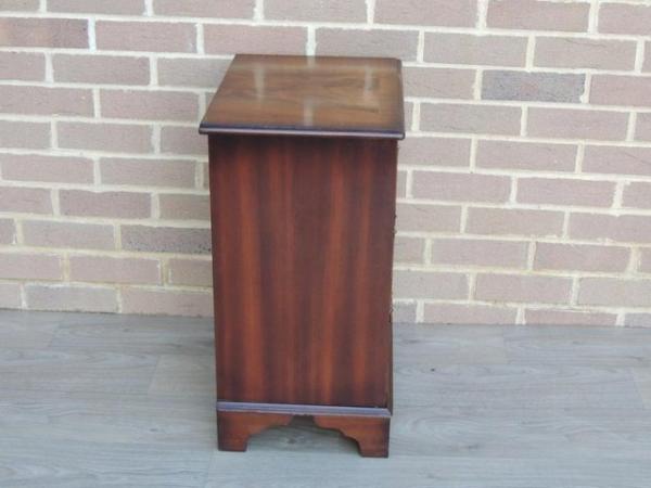 Image 14 of Bedside Table / Nightstand (UK Delivery)
