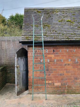 Image 2 of Heavy-duty metal garden ladders