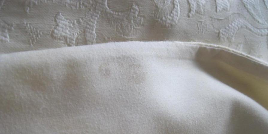 Image 3 of Cream Double Quilt Cover and pillowcases