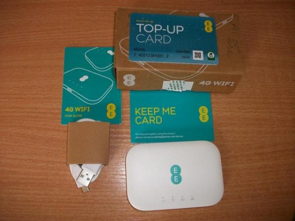 Image 1 of EE 4G Mobile WiFi For use when travelling