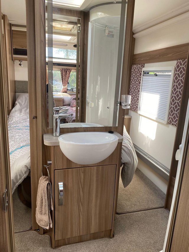 Preview of the first image of 2017 swift conqueror 560 caravan.