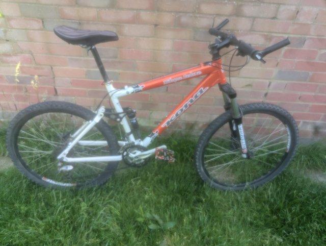 Mountain bike Kona Kikapu Deluxe, — Sports & Fitness in Romford