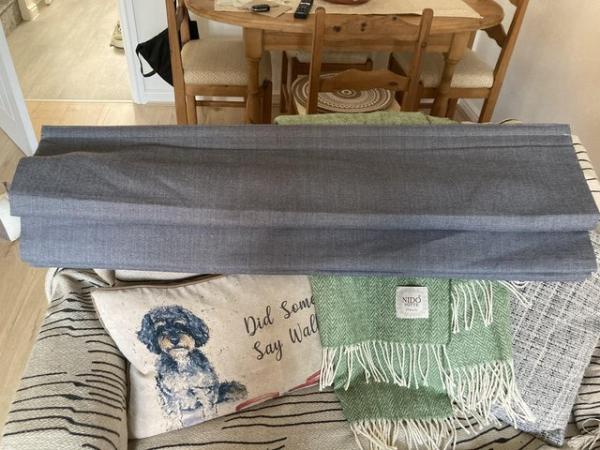Image 3 of Roman blinds blinds2go grey new x2