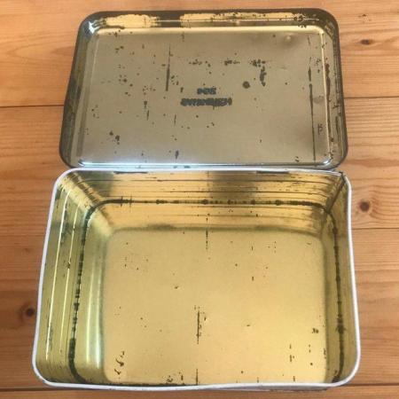Image 3 of Vintage metal cream 'Sandwich Box' with hinged lid.