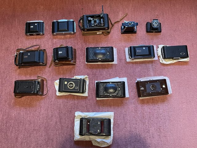 Preview of the first image of Collection of 15 vintage and Kodak roll film cameras.