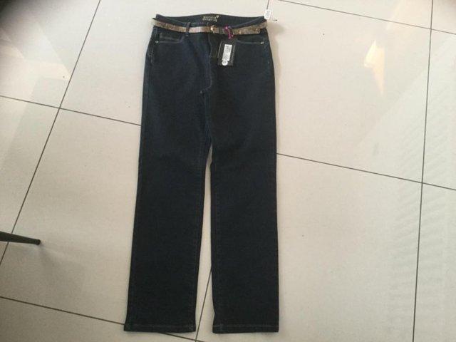 Preview of the first image of M&S - PER UNA JEANS. ( BRAND NEW).