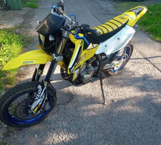 Preview of the first image of Drz400 2002 for for sale.