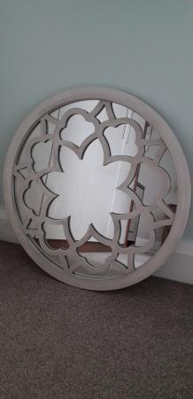 Image 1 of Lovely round wall mirror