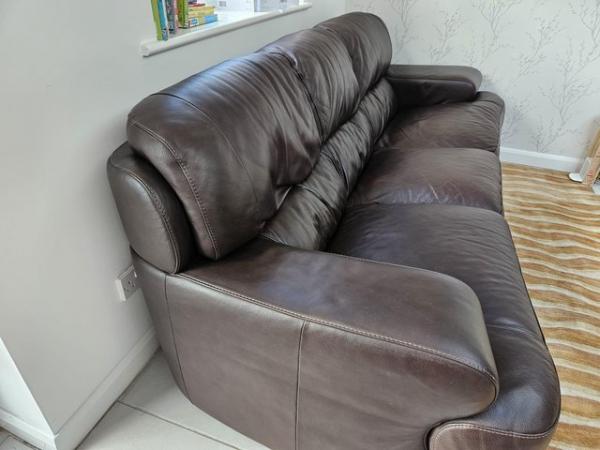 Image 3 of lovely brown leather sofa 3-4 seater.