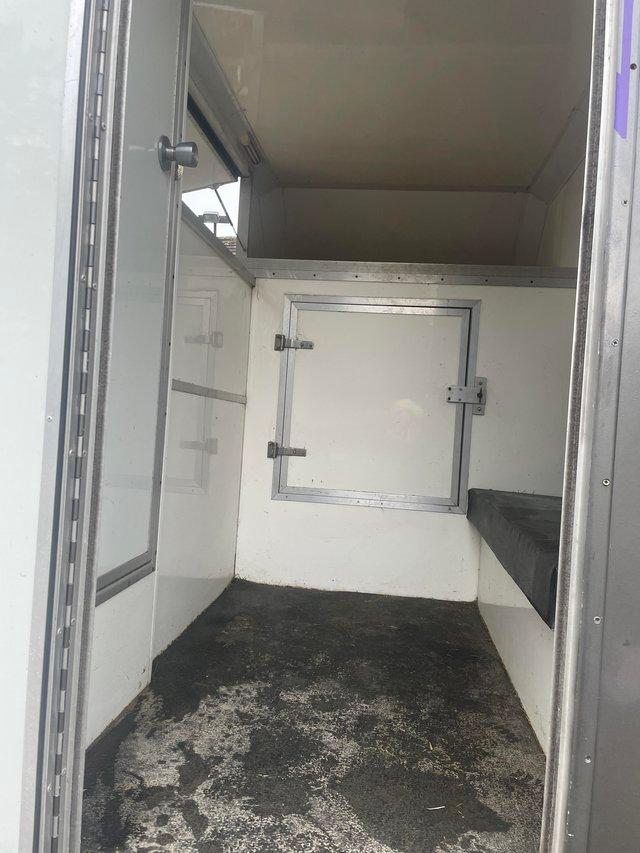 Preview of the first image of 2002 Fiat Ducato 3.5t horsebox.