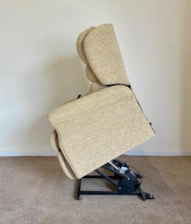 Image 12 of PRIMACARE ELECTRIC RISER RECLINER BROWN BEIGE CHAIR DELIVERY