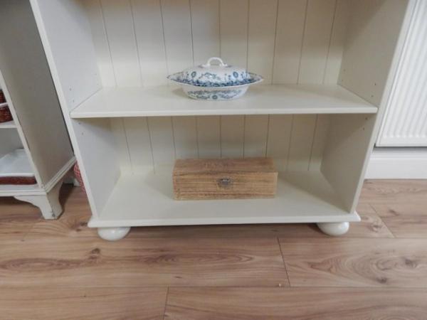 Image 12 of Large Vintage Country Pine Bookcase / Shelving