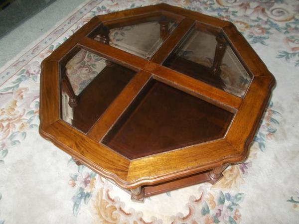 Image 1 of VINTAGE ROUND COFFEE TABLE