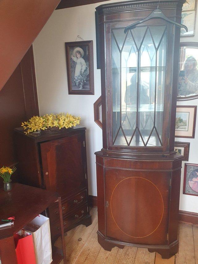 Preview of the first image of Corner cabinet in mahogony for sale.