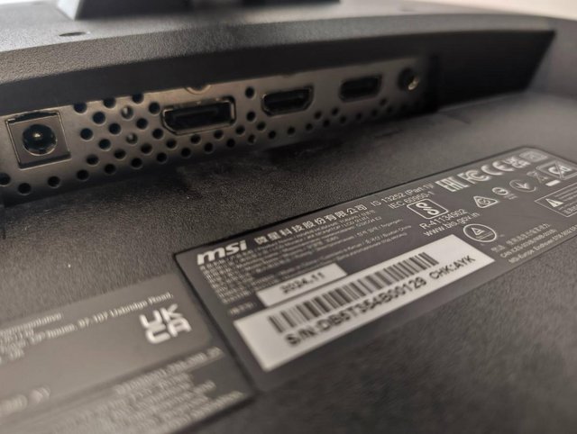 MSI G32CQ4 E2 31.5 Inch Curved Gaming Monitor — photo 2 of 3