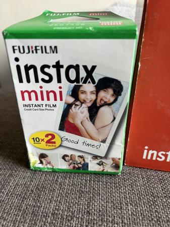 Image 2 of Brand new Fujifilm instax mini 11 blue bundle