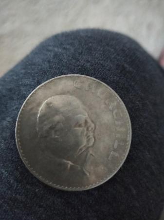 Image 2 of Winston Churchill £5 Coin