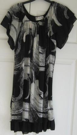 Image 1 of NEW Black/white layered Tunic Top or short dress, size S/M