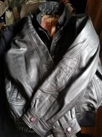 Image 3 of Good Quality Mans Leather Jacket, hardly used.
