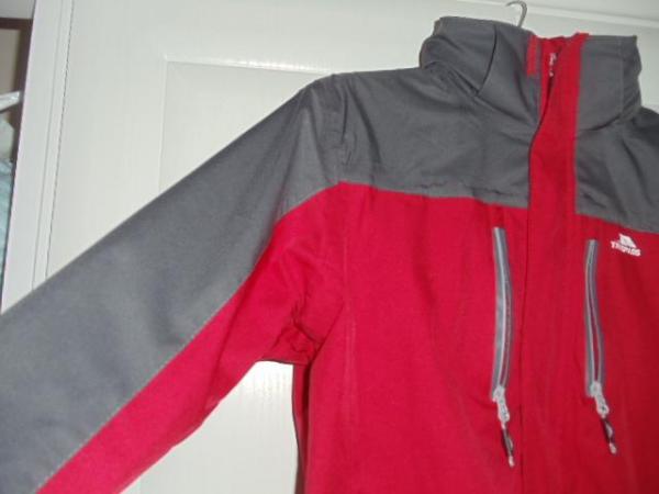 Image 3 of Men's Trespass Waterproof Windproof Lightweight Jacket Small