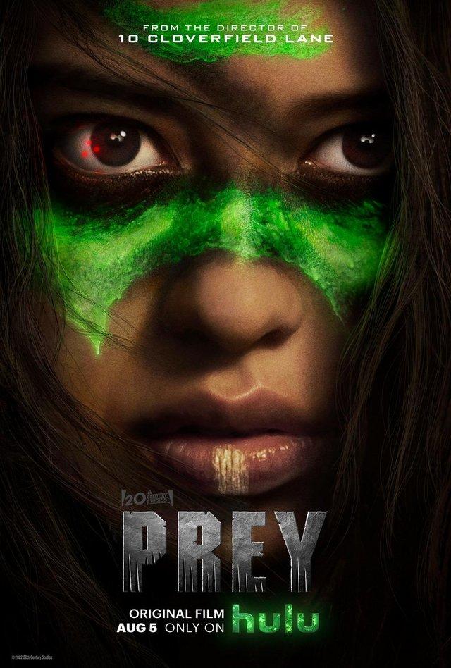 Preview of the first image of Prey 2022 DVD.A skilled Comanche warrior protects her tribe.