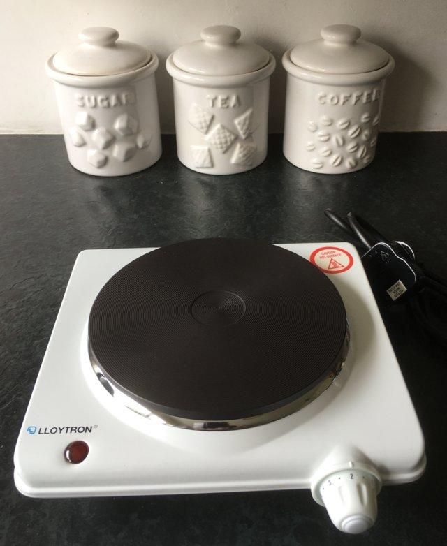 Preview of the first image of Lloytron Electric Single Hot Plate - New.