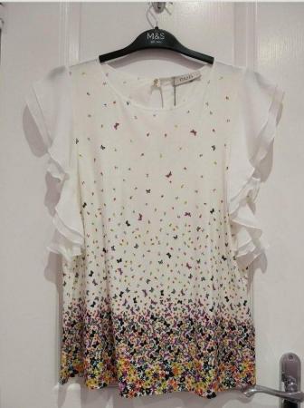 Image 8 of New Women's Oasis Multicoloured Butterfly Top Size Small