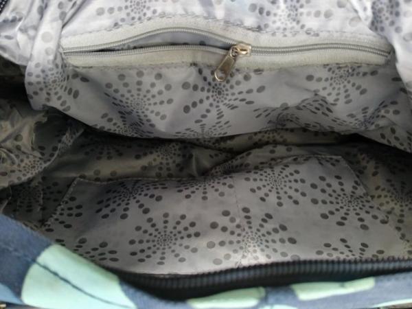 Image 2 of Navy and blue spotty travel bag
