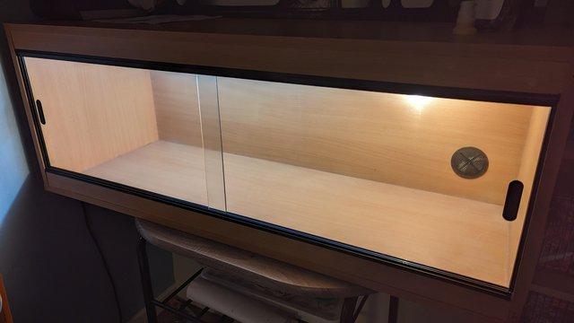 Preview of the first image of 4ft Vivarium with accessories.