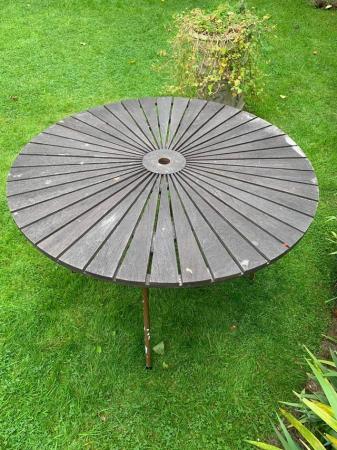 Image 3 of Nice garden table, 40”, metal legs fold in