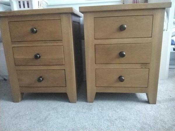 Image 2 of Solid oak bedside cabinets for sale