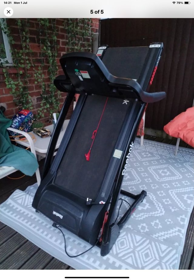 Preview of the first image of Reebok ONE GT40S treadmill good condition.