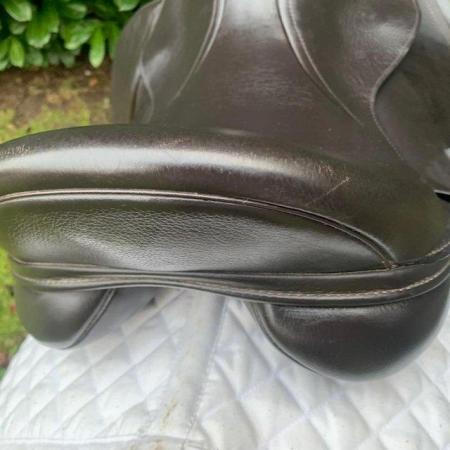 Image 10 of Kent & Masters 17” S-Series Compact saddle