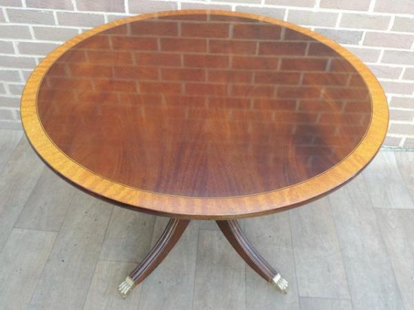 Image 13 of Mahogany Quality Foldable Centrepiece Table (UK Delivery)