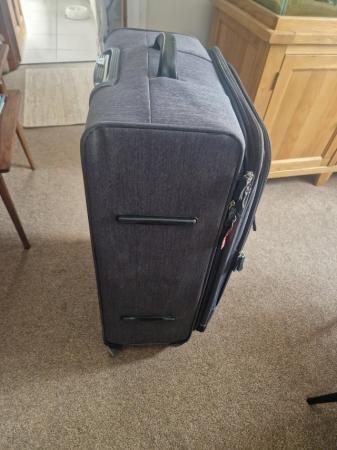 Image 7 of 2 x IT luggage suitcases