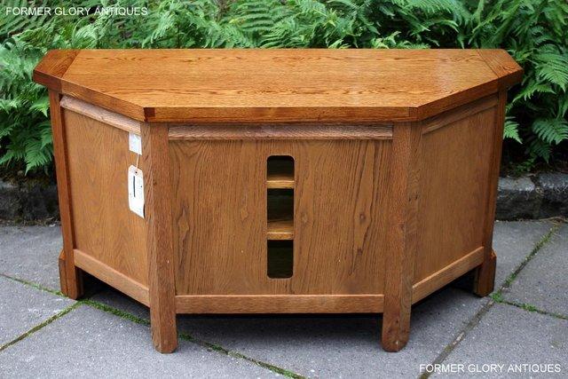 Image 98 of AN OLD CHARM FLAXEN OAK CORNER TV CABINET STAND MEDIA UNIT