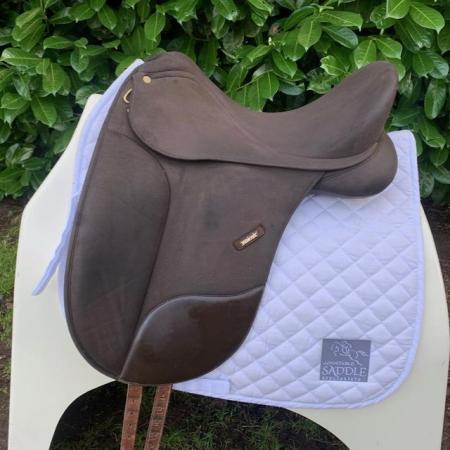 Image 1 of Wintec 17 inch Isabell Werth Dressage saddle