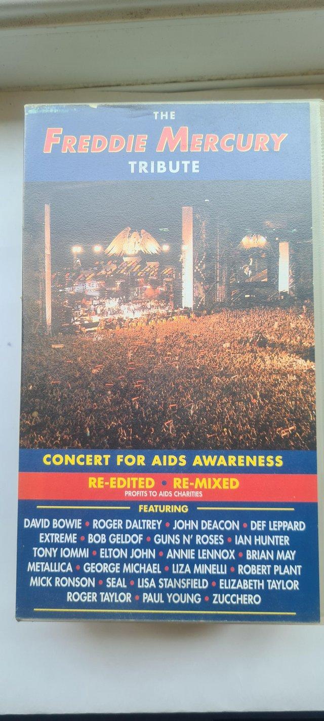 Preview of the first image of Freddie Mercury tribute concert for aids awareness 1992.