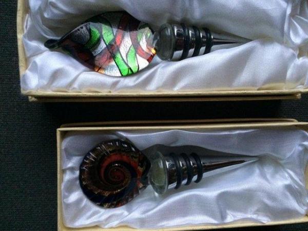 Image 3 of Vintage Swirly Glass Art Wine Bottle Stoppers