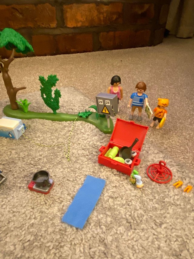 Preview of the first image of PlayMobil Camping with Tent (5435).