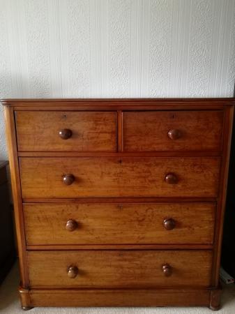 Image 1 of Large mahogany chest of drawers