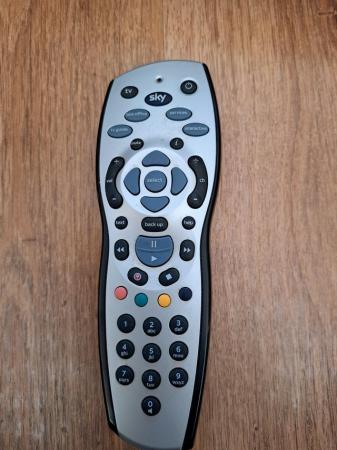 Image 2 of Sky +HD box with remote
